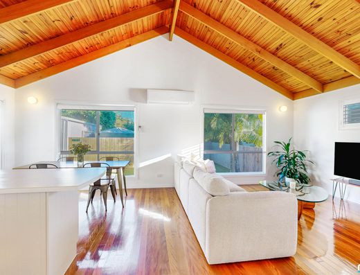 Lifestyle, Location & Endless Appeal! image 7