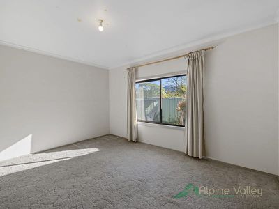 56 Freeburgh Avenue, Mount Beauty