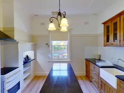 2 Dulhunty Ave, Dubbo