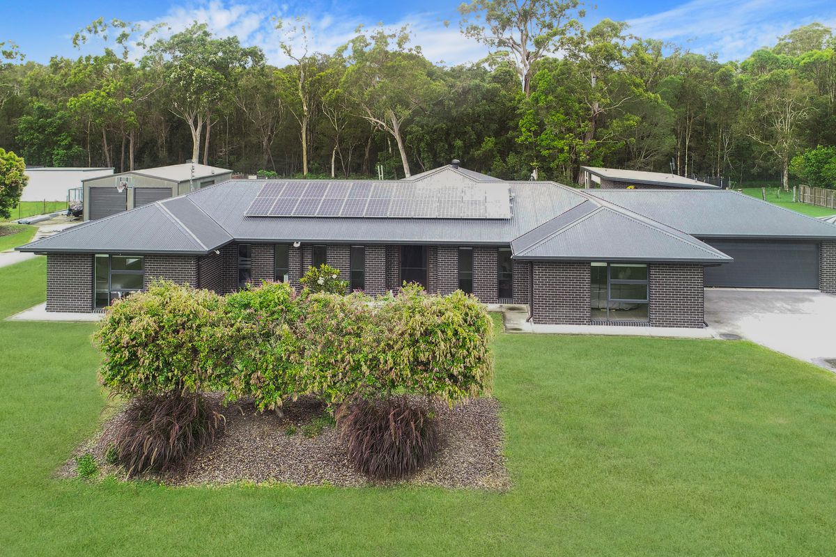 104 Devonstone Drive, Cooroibah