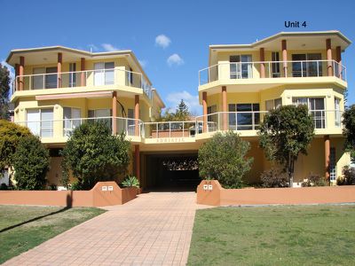 4 / 14-16 Taree Street, Tuncurry