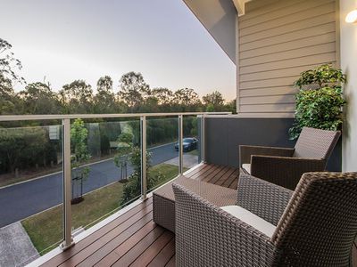 35 Margaret Cres, Wakerley