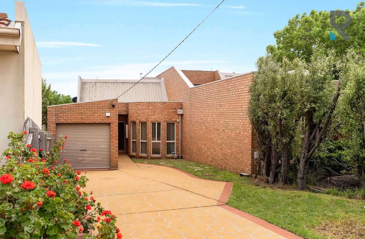 2 / 7 Hawick Court, Greenvale