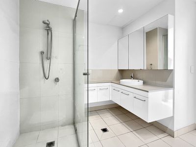 2012 / 16 Hamilton Place, Bowen Hills