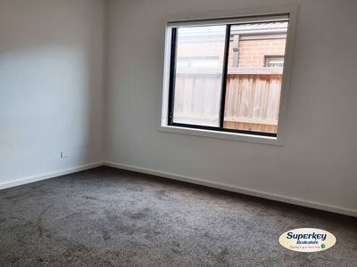 35 Surround Drive, Mambourin