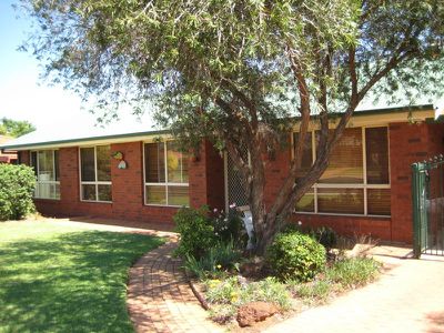 99 Sheraton Road, Dubbo