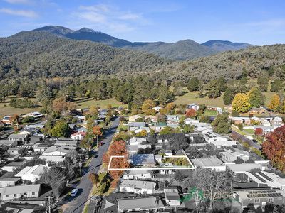 56 Freeburgh Avenue, Mount Beauty
