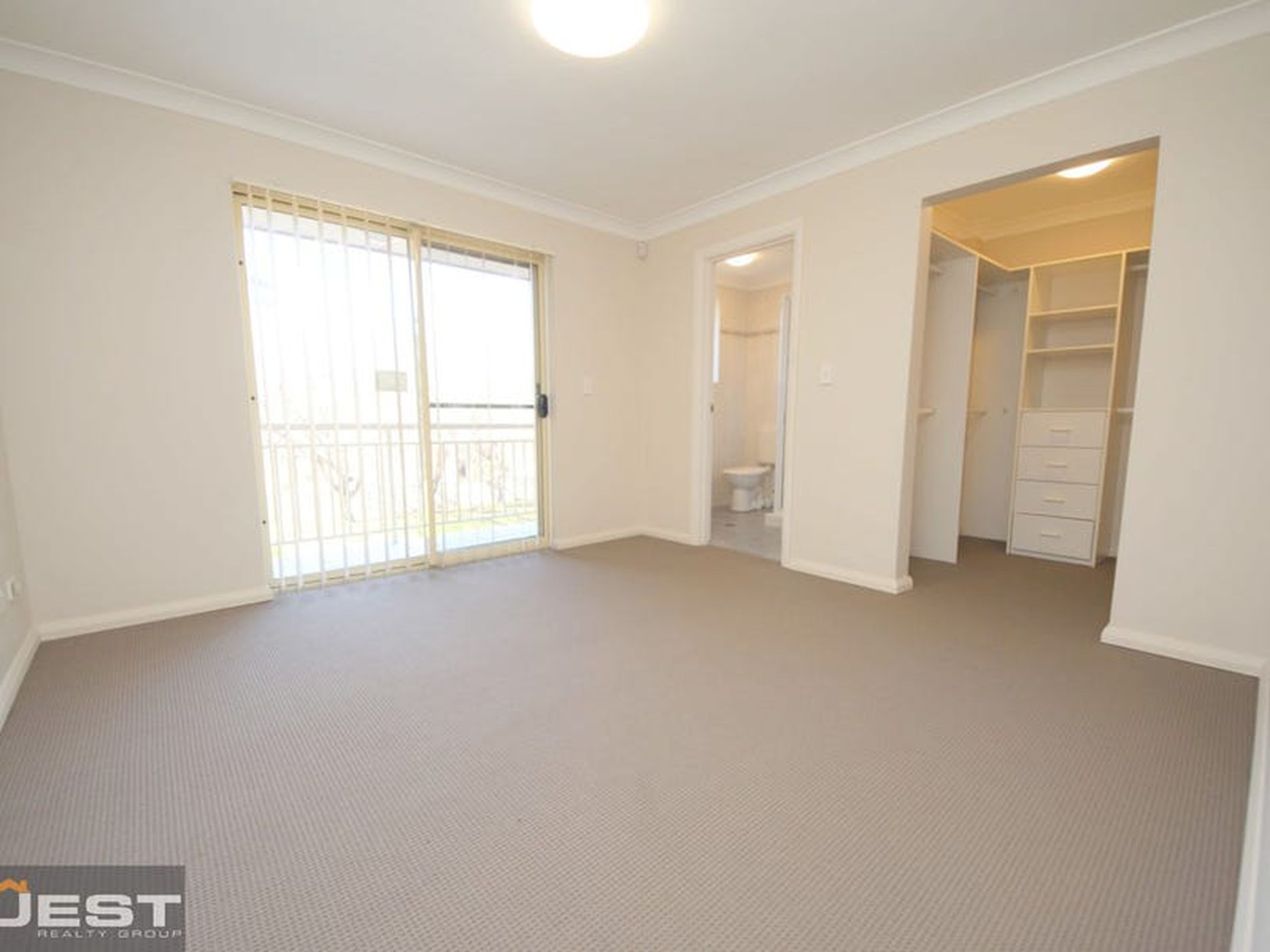 1 / 29 Prairie Vale Road, Bankstown