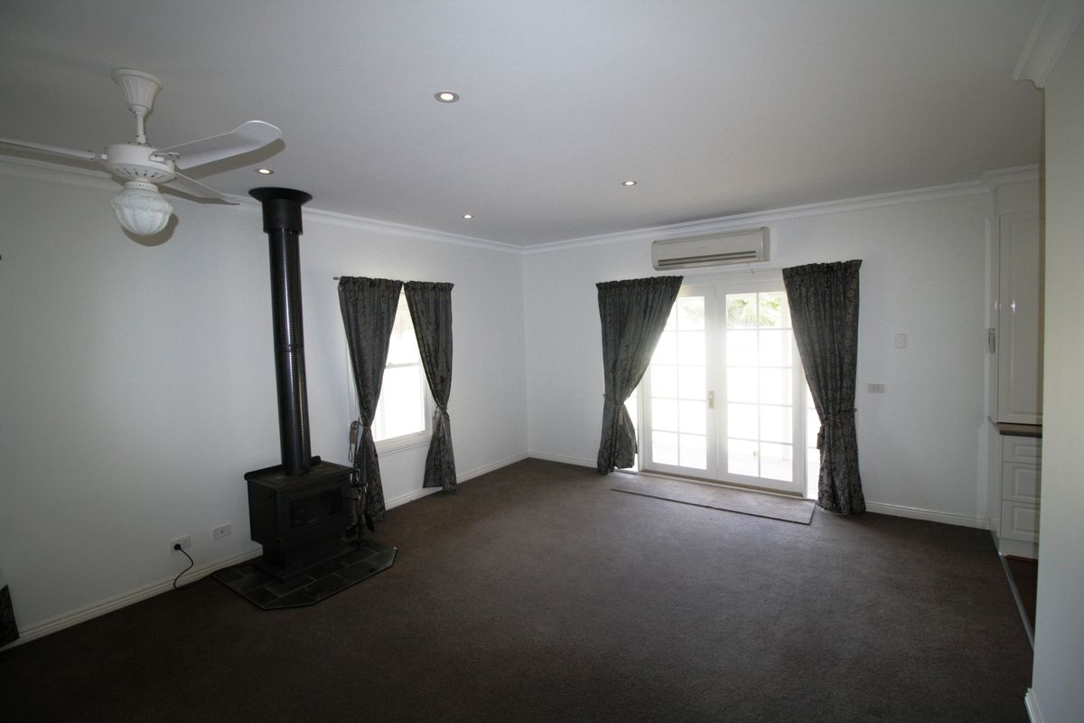 2 Hunter Street, Mansfield