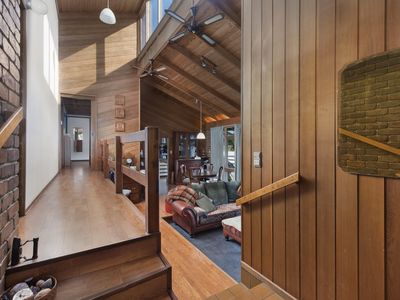 2 PELISSIER STREET, Yea