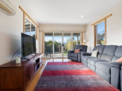 6 Main Road, Lanena