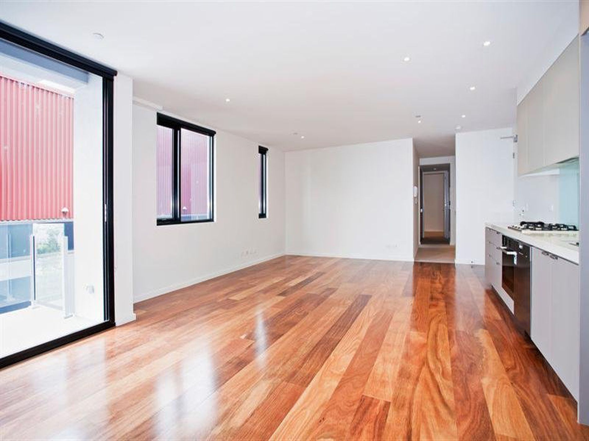 104 / 100 Western Beach Road, Geelong