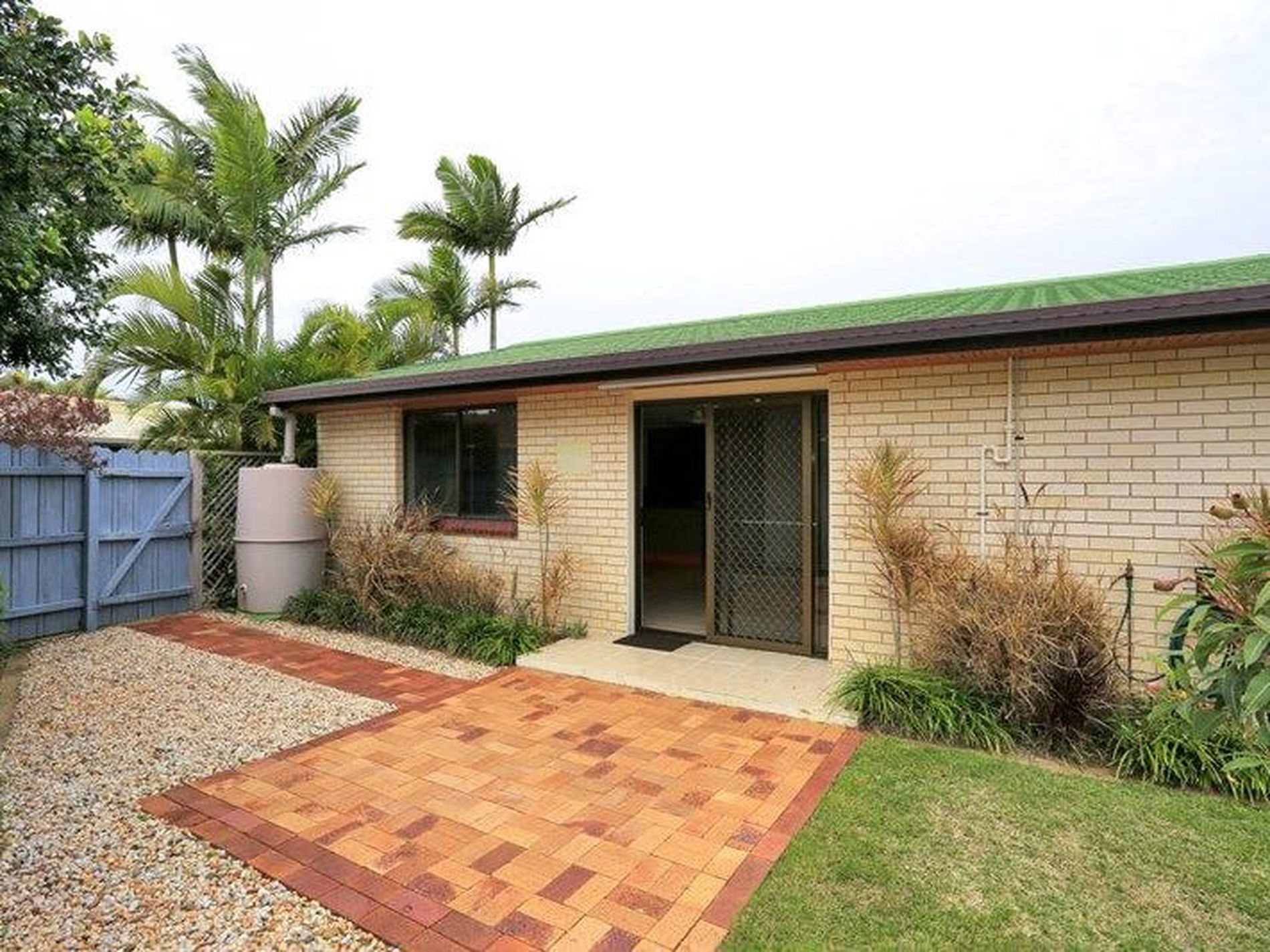 2 / 5 Newton Court, Bargara