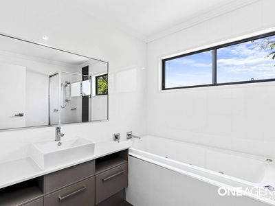 1 / 19 King Street, Urangan