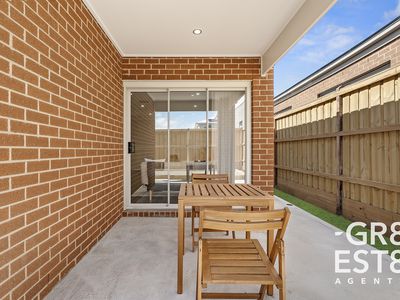 16 Aurora Drive, Cranbourne West