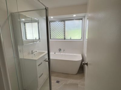 10 Beechwood Crescent, Yamanto