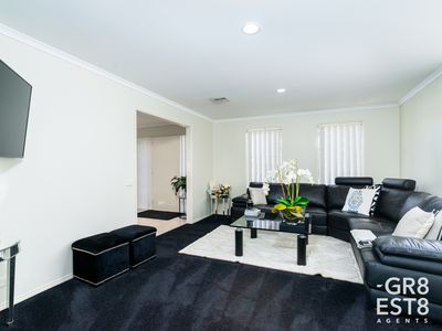 49 JOSEPHINE AVENUE, Cranbourne North