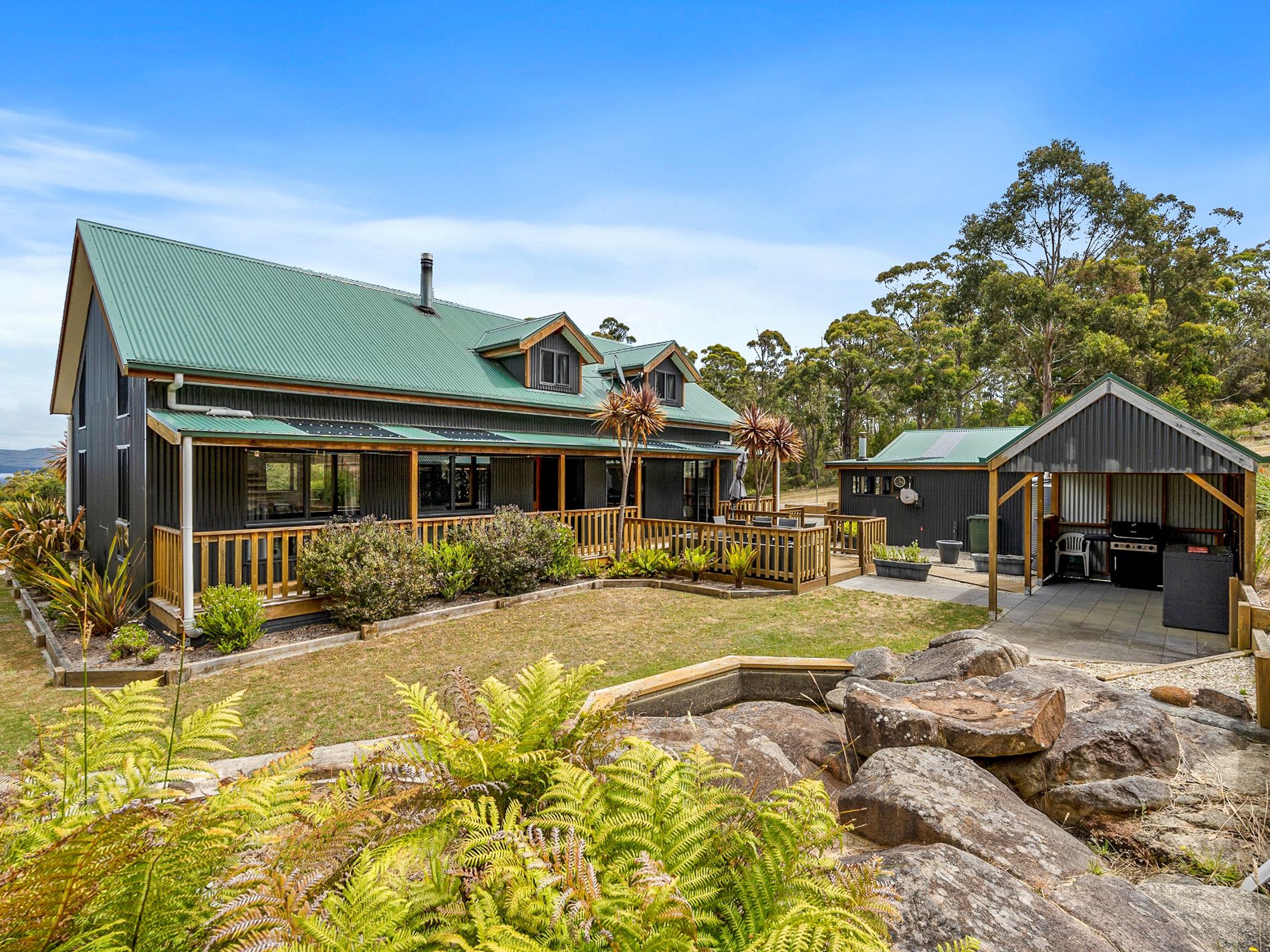 100 Scarrs Road, Garden Island Creek