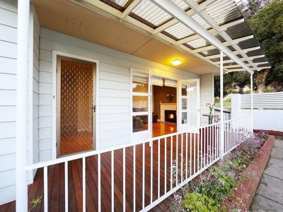 228 WALSH STREET, Albury