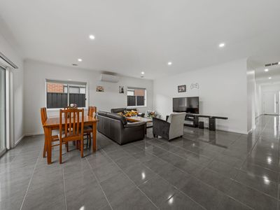 61 Abbeygate Drive, Werribee