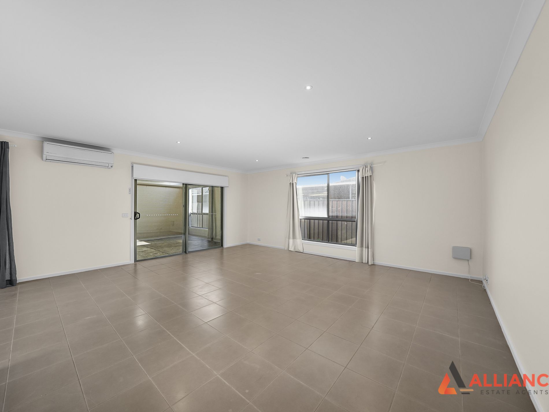 38 Howard Place, Deer Park