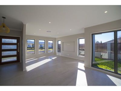 2 Avalon Place, Dubbo