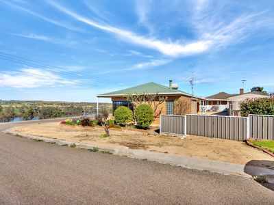 23 Esplanade, Mannum