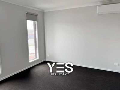 10 Snowy Road, Officer