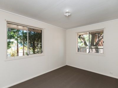 27 Caldwell Street, Goodna