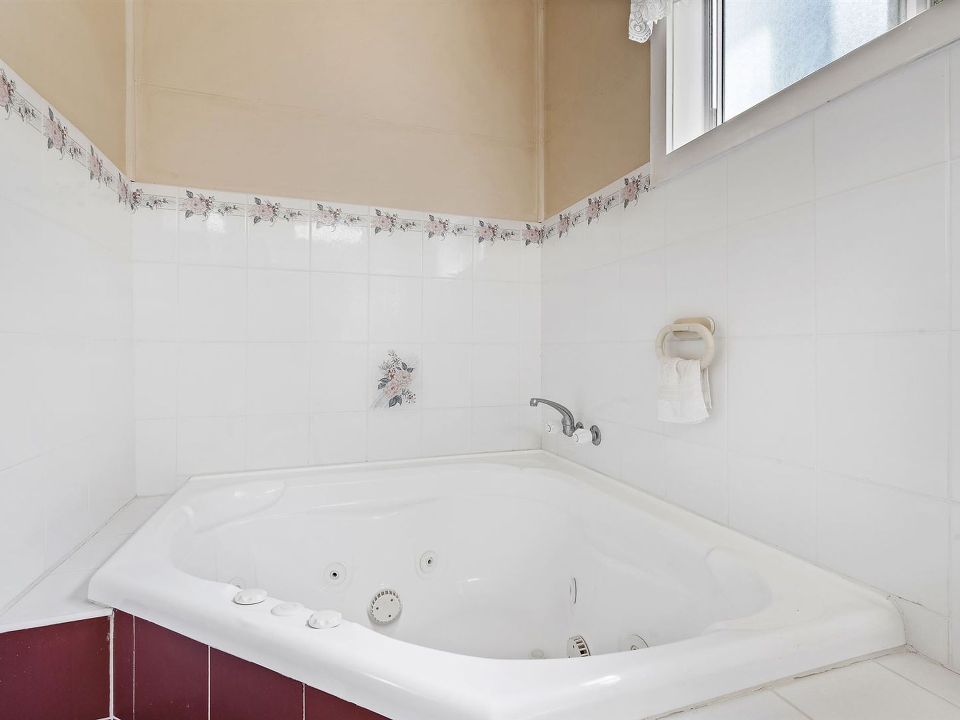 8 Lake Conjola Entrance Road, Lake Conjola