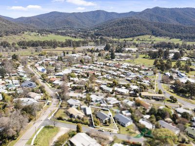 3 Mountain Avenue, Mount Beauty