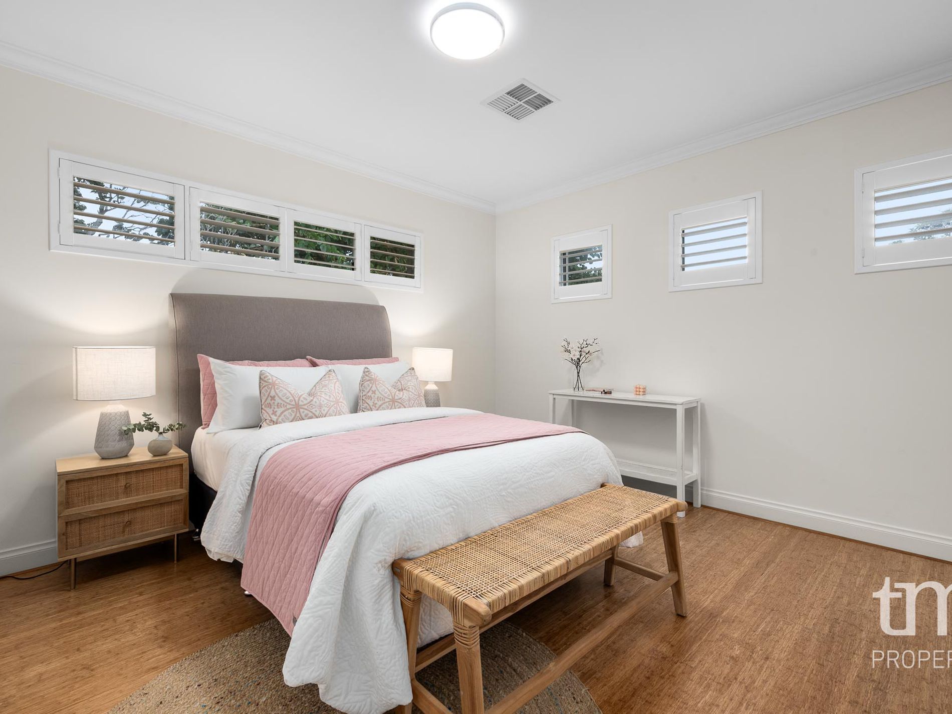 16 Baird Avenue, Nedlands