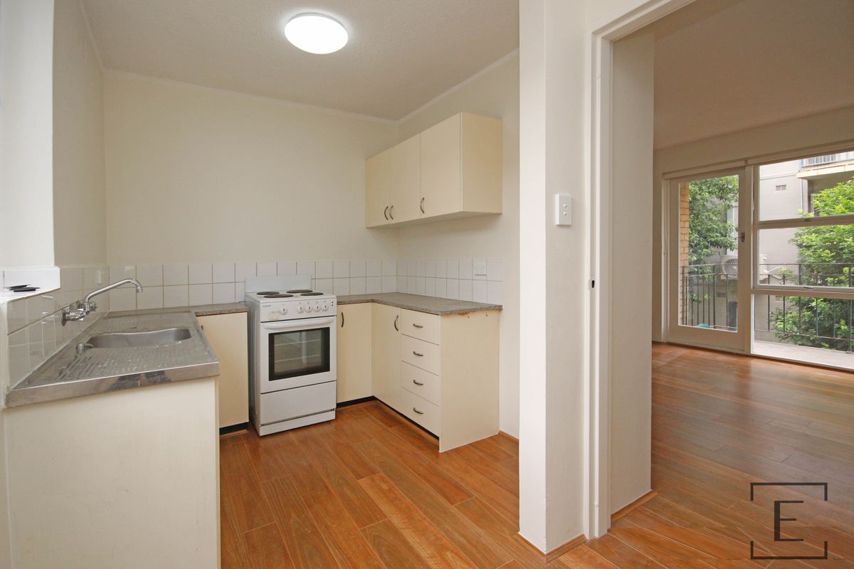 4 / 3 Morrison Road, Gladesville