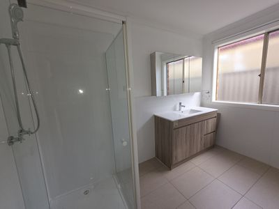35 Bradford Drive, Cranbourne East