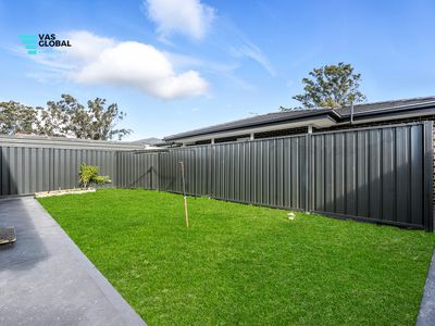 30 Mindanao Avenue, Lethbridge Park