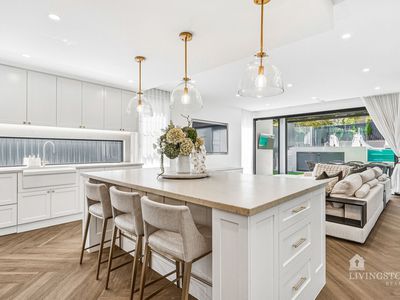 74 Naomi Street South, Winston Hills