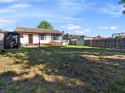 34 Sinclair Cres, Seymour