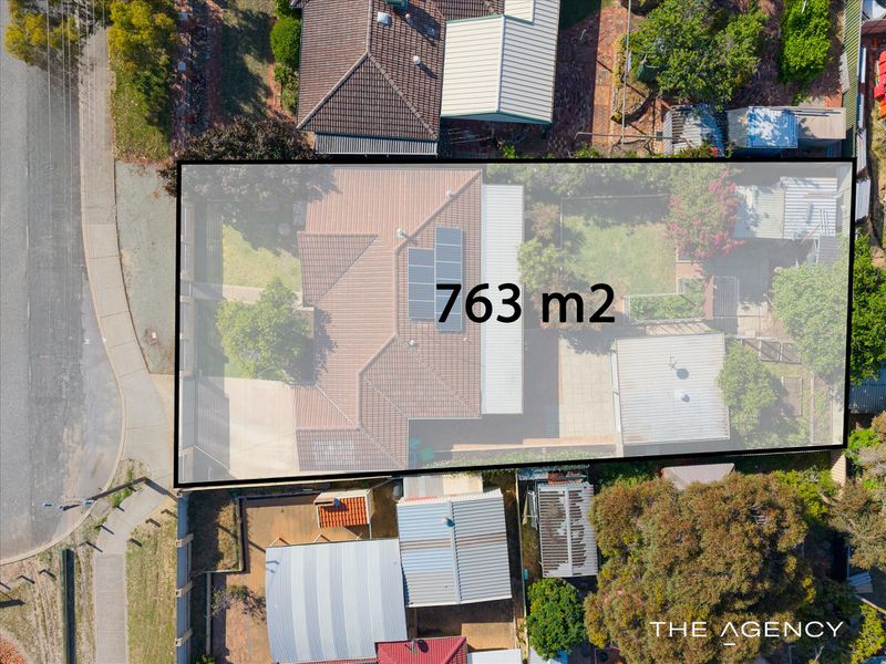 2 Little Rush Close, South Lake