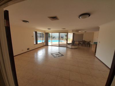 14 KEEL COVE, Waikiki