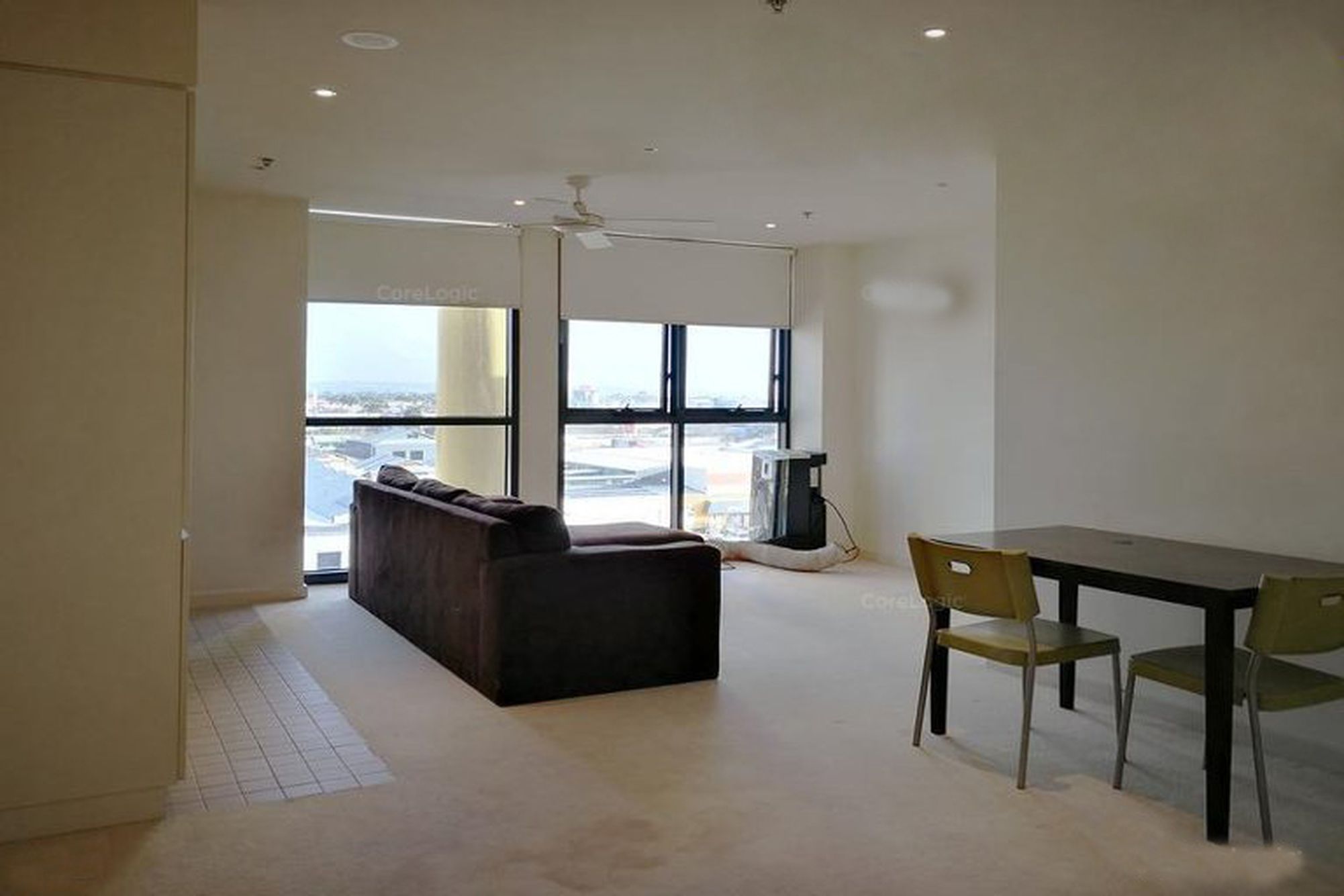 613 / 10 Balfours Way, Adelaide