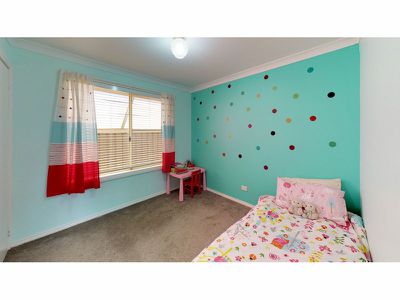 6 Magpie Close, Dubbo
