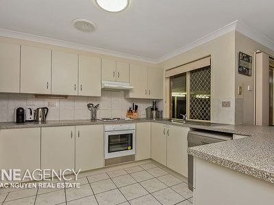 127 Clarendon Circuit, Forest Lake
