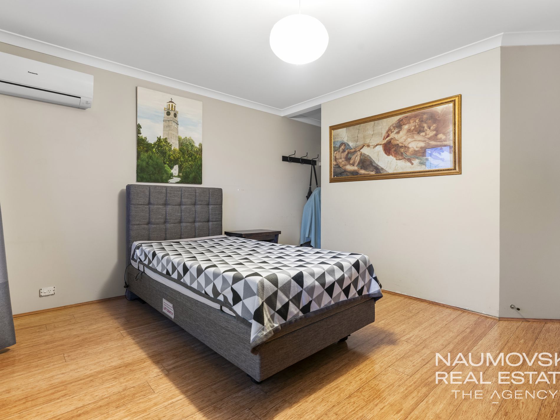 10 Mia Court, Ellenbrook
