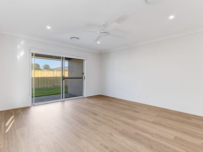 43 Shadforth Street, Burpengary East