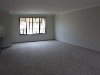 2 / 31 Bent Street, Tuncurry