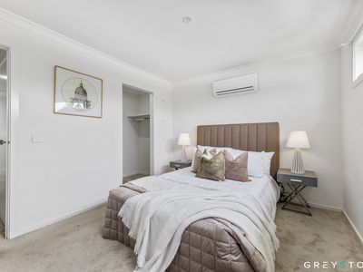 5 Pennyroyal Avenue, Truganina