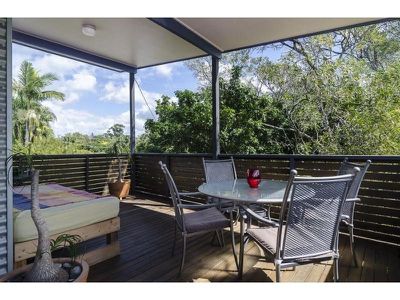 9 McNab Avenue, Tewantin