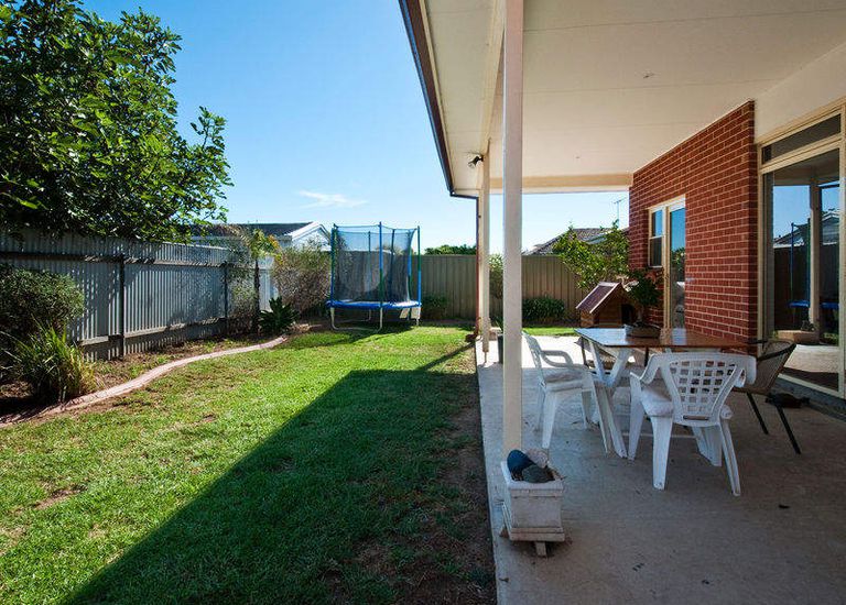 16 Hamilton Avenue, Warradale