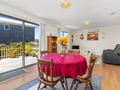 10 Resolute Avenue, Normanville