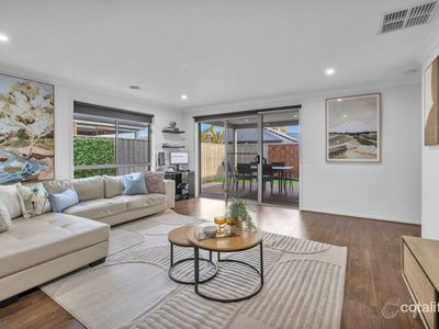 23 Leeson Street, Officer South